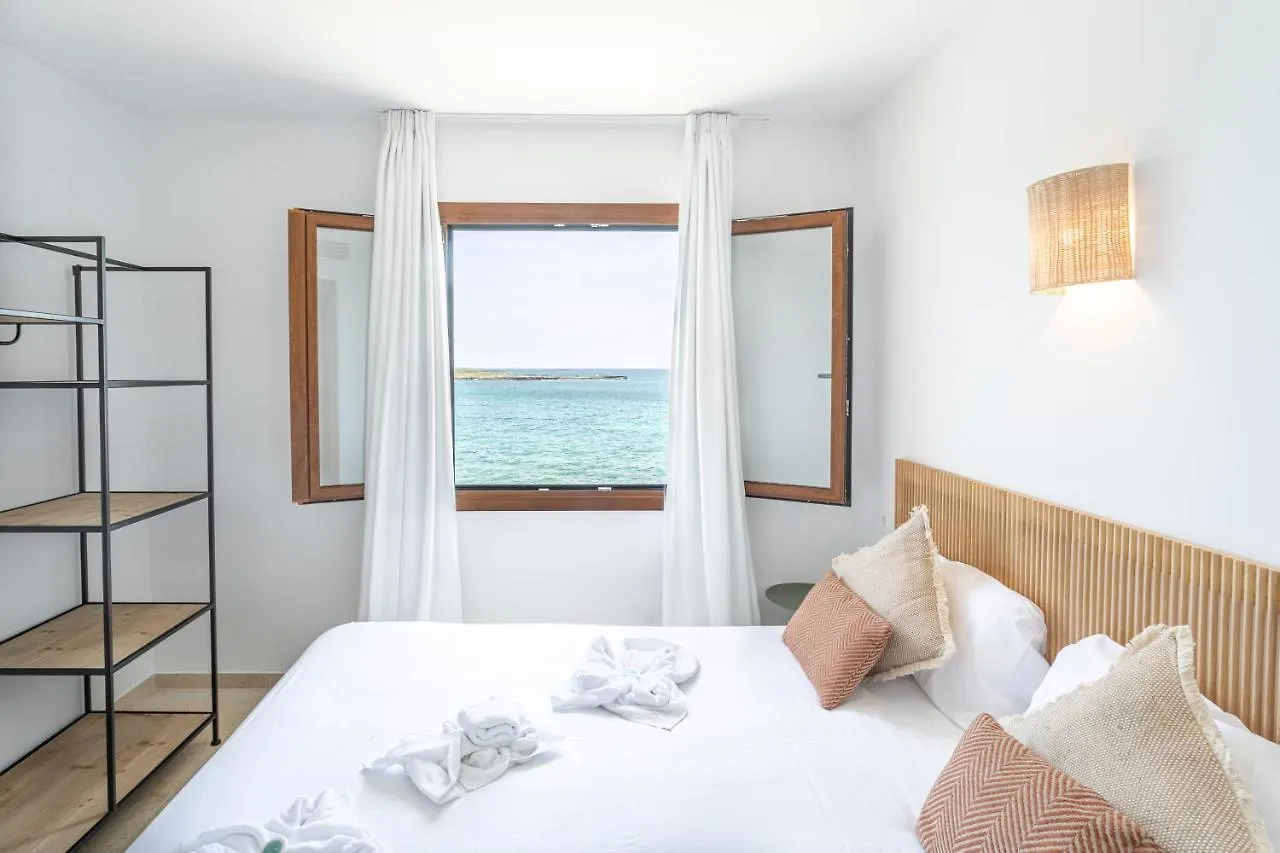 Beachfront Holiday Apartment Lotja 7 - Grupo Berna Colonia de Sant Jordi