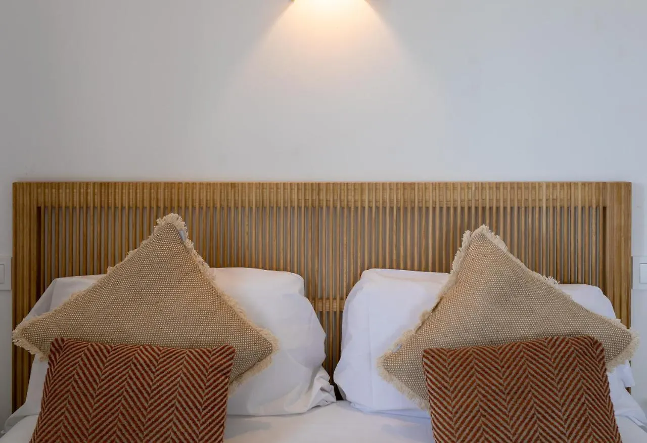 Beachfront Holiday Apartment Lotja 7 - Grupo Berna Colonia de Sant Jordi